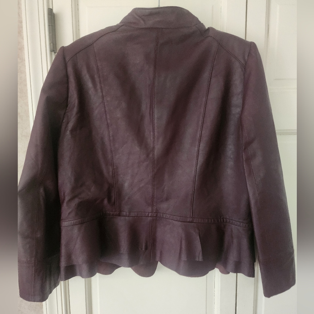 White House Black Market Deep Purple Leather Jacket Pit To Pit 21".New No Tag. - Picture 4 of 10